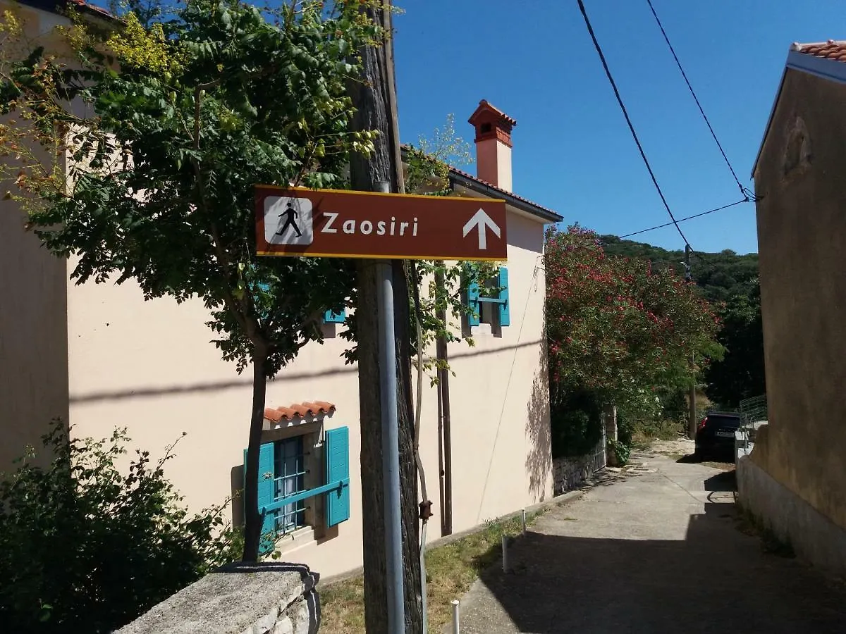 Apartment 4M Čunski 0*,